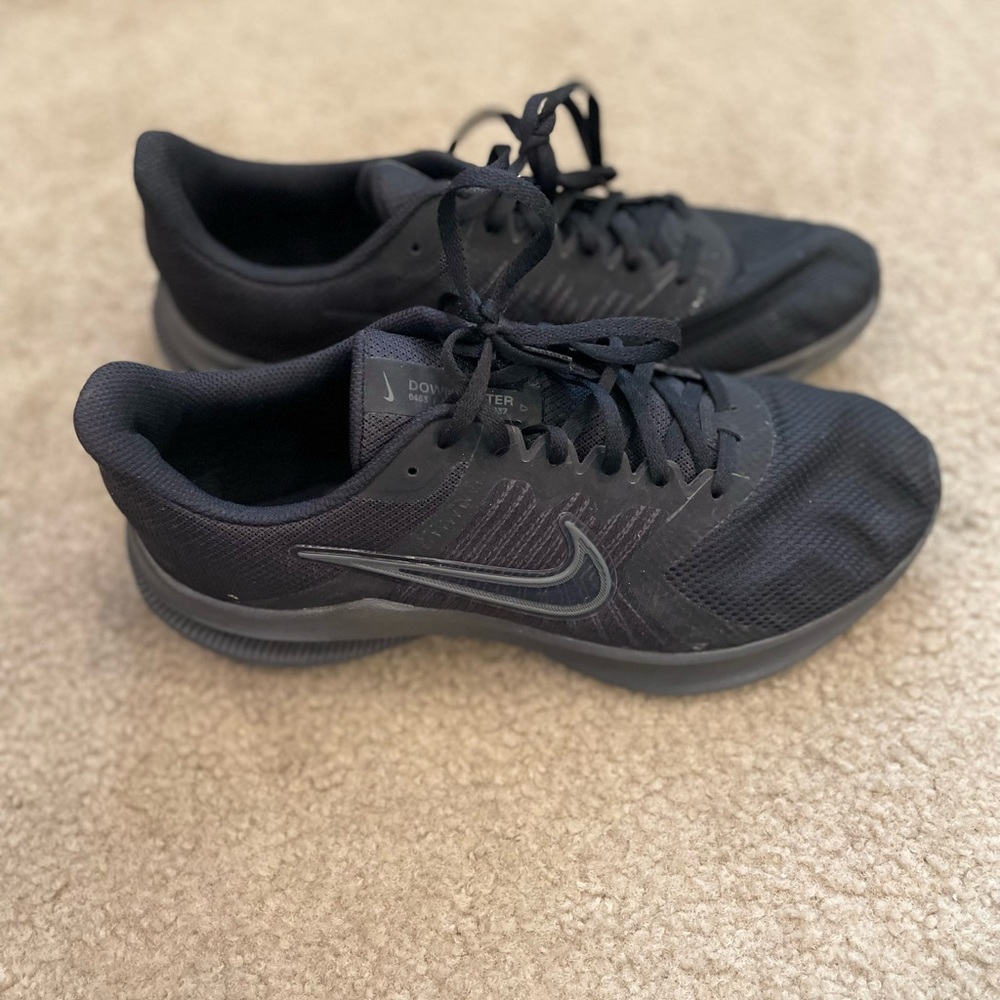 Nike downshifter sneakers